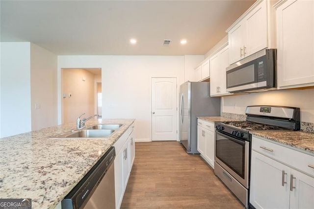 5480 Barberry Avenue, Oakwood, GA 30566