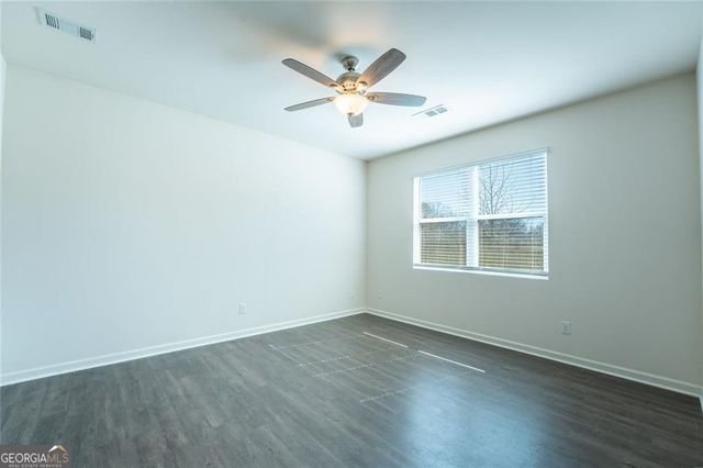 5480 Barberry Avenue, Oakwood, GA 30566