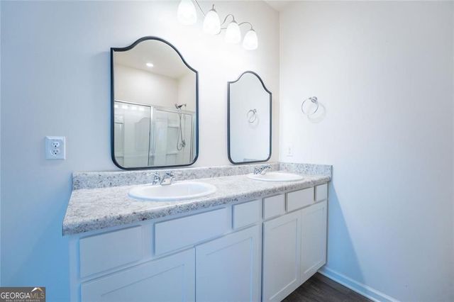 5480 Barberry Avenue, Oakwood, GA 30566