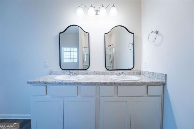 5480 Barberry Avenue, Oakwood, GA 30566