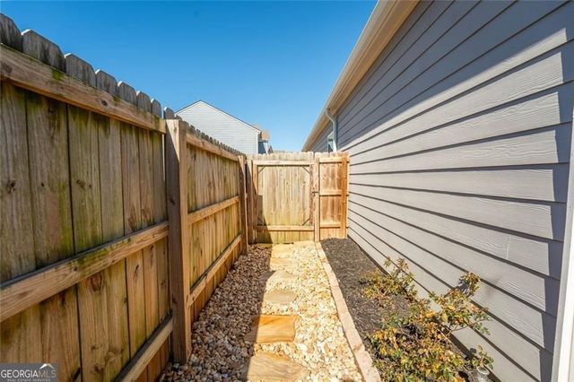 5480 Barberry Avenue, Oakwood, GA 30566