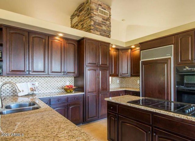 24200 N ALMA SCHOOL Road 8, Scottsdale, AZ 85255