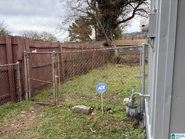 2421 GALAXIE DRIVE SW, Birmingham, AL 35211