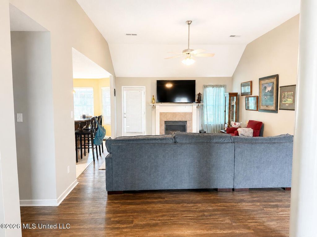 3158 S Pinetree Loop, Southaven, MS 38672 — photo 3