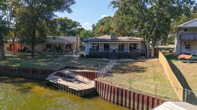 2500 Wildwood Way, Tool, TX 75143