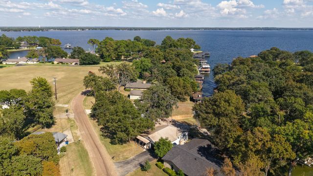 2500 Wildwood Way, Tool, TX 75143