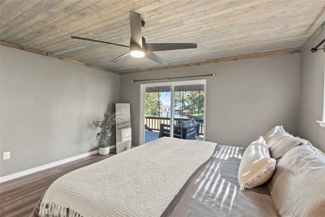 2500 Wildwood Way, Tool, TX 75143