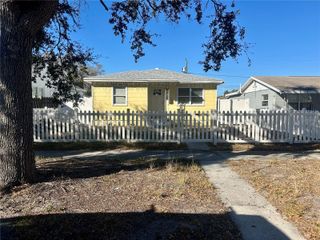 3821 1ST AVENUE N, St Petersburg, FL 33713
