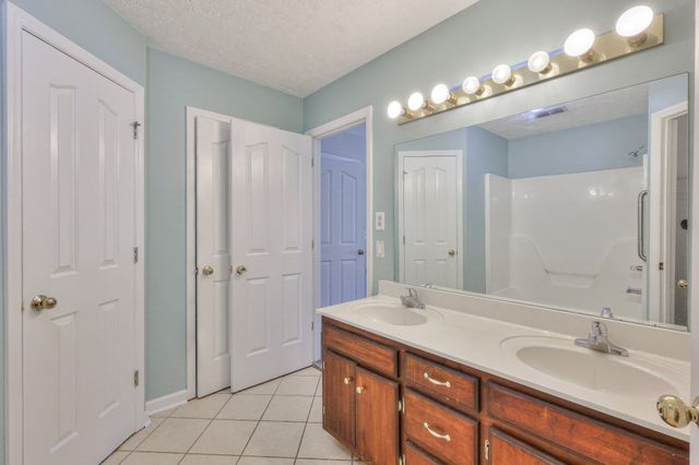 1634 Cason Trl, Murfreesboro, TN 37128