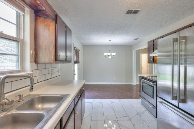 1634 Cason Trl, Murfreesboro, TN 37128