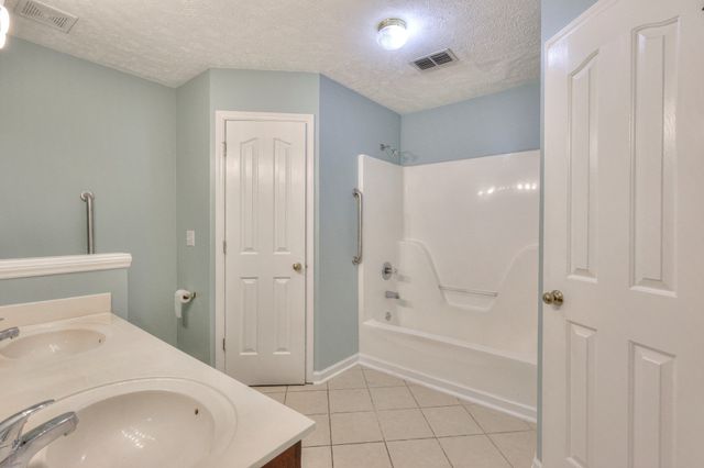 1634 Cason Trl, Murfreesboro, TN 37128