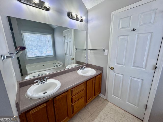 22 Meadow Chase Way, Palmetto, GA 30268