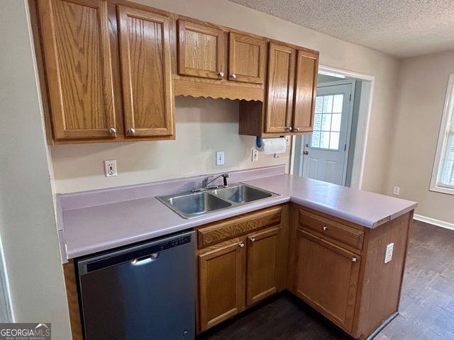 22 Meadow Chase Way, Palmetto, GA 30268