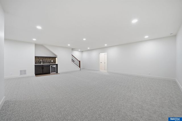 4000 Primrose Place, Lincoln, NE 68516