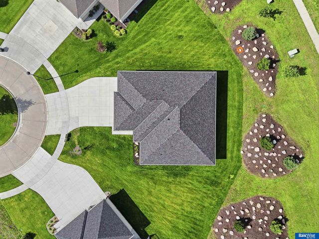 4000 Primrose Place, Lincoln, NE 68516