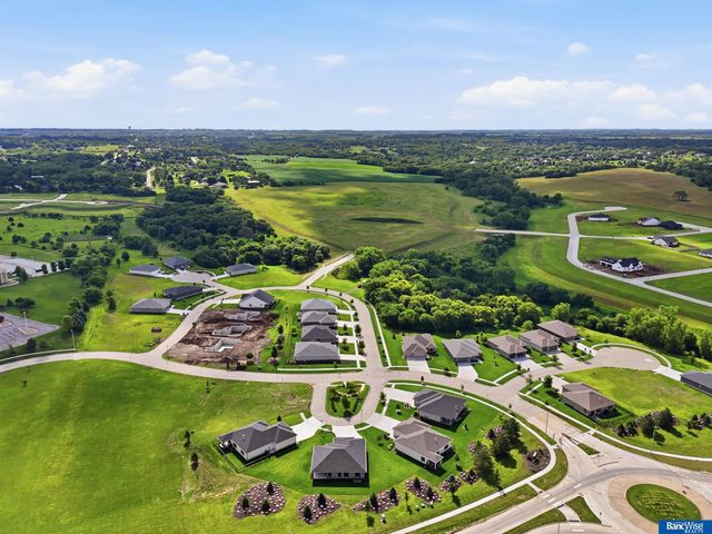 4000 Primrose Place, Lincoln, NE 68516