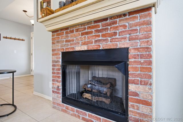 2619 Woodstone Drive, Catoosa, OK 74015