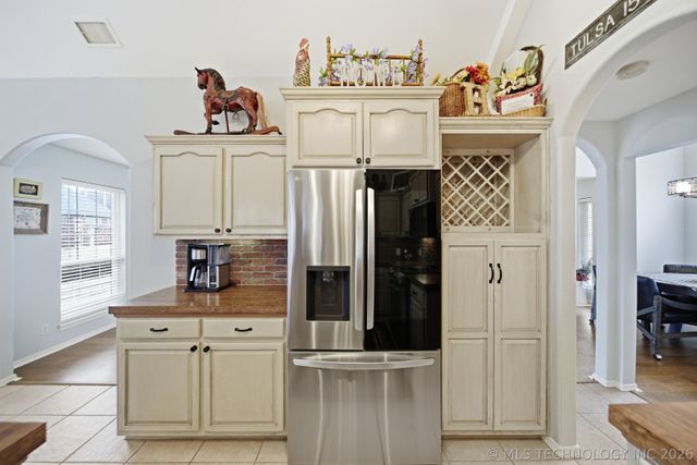 2619 Woodstone Drive, Catoosa, OK 74015