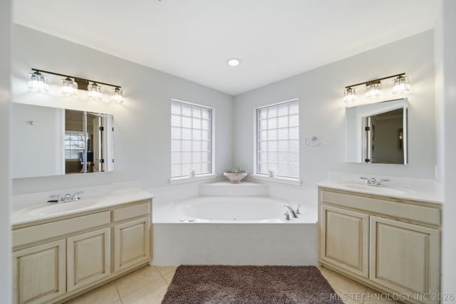 2619 Woodstone Drive, Catoosa, OK 74015