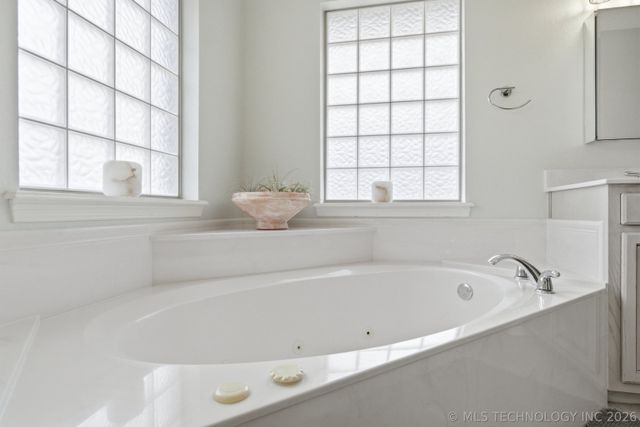 2619 Woodstone Drive, Catoosa, OK 74015