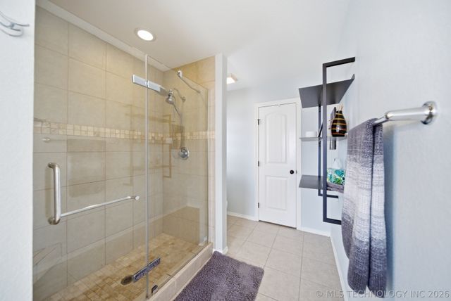 2619 Woodstone Drive, Catoosa, OK 74015