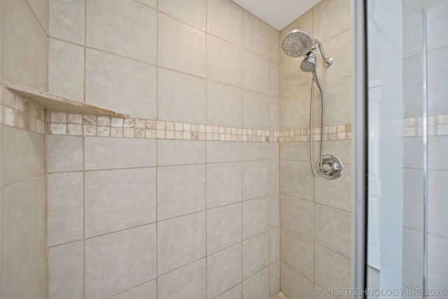 2619 Woodstone Drive, Catoosa, OK 74015