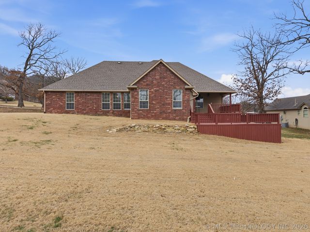 2619 Woodstone Drive, Catoosa, OK 74015