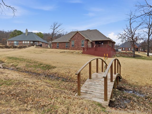 2619 Woodstone Drive, Catoosa, OK 74015