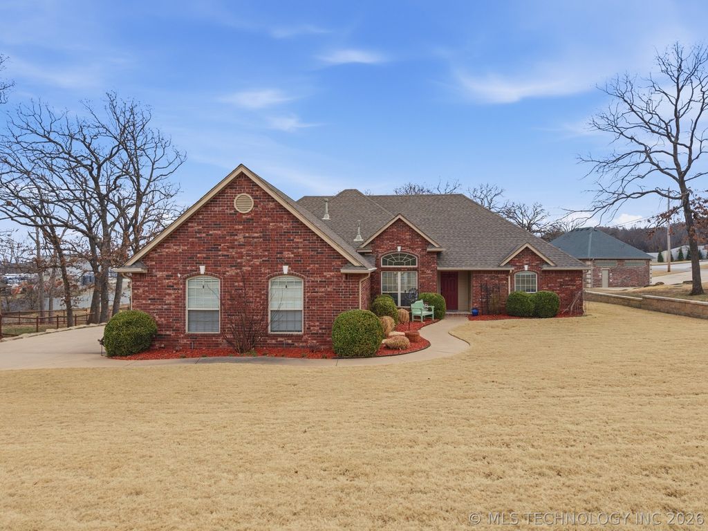 2619 Woodstone Drive, Catoosa, OK 74015