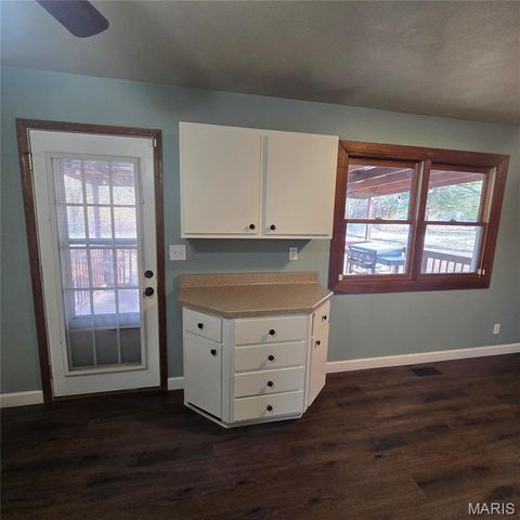 2708 Victoria Road, Festus, MO 63028