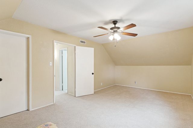 2318 Valleywood Drive, Carrollton, TX 75006
