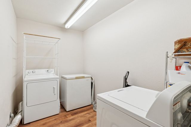 2318 Valleywood Drive, Carrollton, TX 75006
