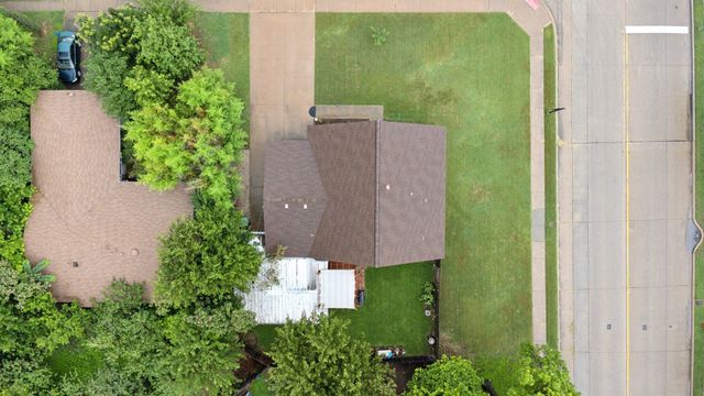 2318 Valleywood Drive, Carrollton, TX 75006