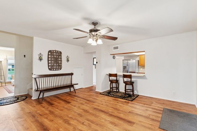 2318 Valleywood Drive, Carrollton, TX 75006