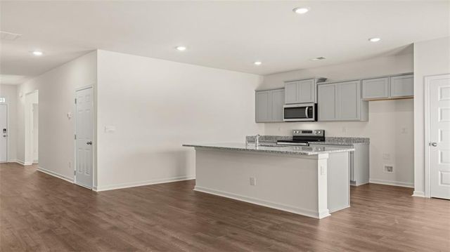8603 SECRETARIAT Drive, Lithonia, GA 30058