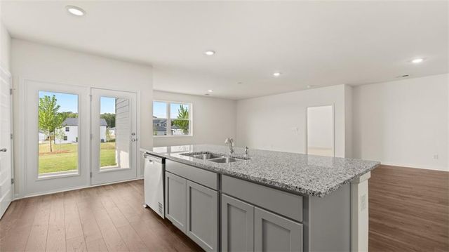 8603 SECRETARIAT Drive, Lithonia, GA 30058