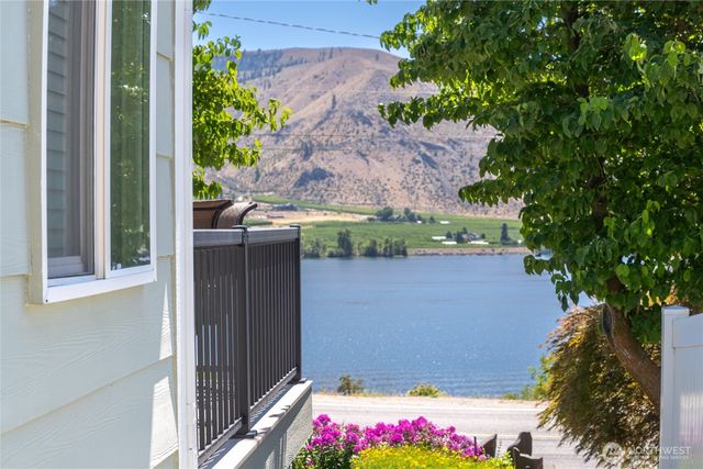 2548 Entiat Way, Entiat, WA 98822