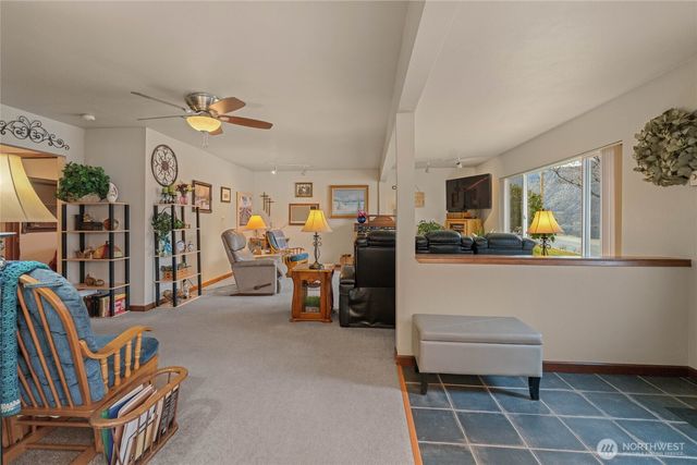 2548 Entiat Way, Entiat, WA 98822