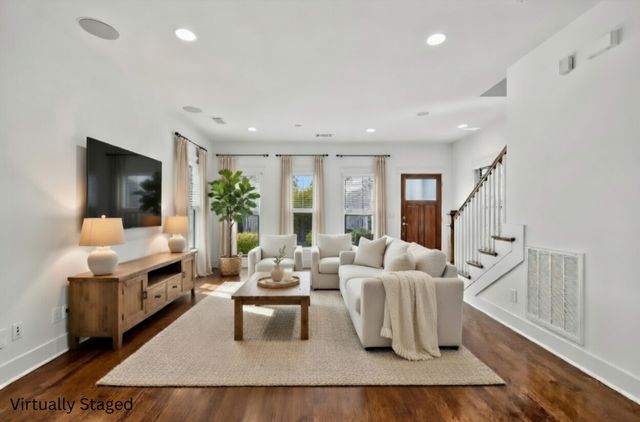 306 Artisan Ln, Nashville, TN 37204