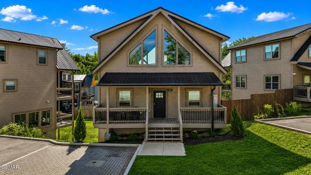 2872 Sequoia Road, Pigeon Forge, TN 37863