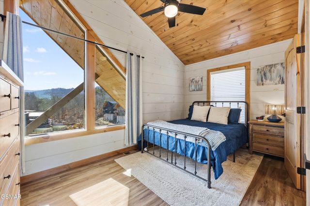 2872 Sequoia Road, Pigeon Forge, TN 37863