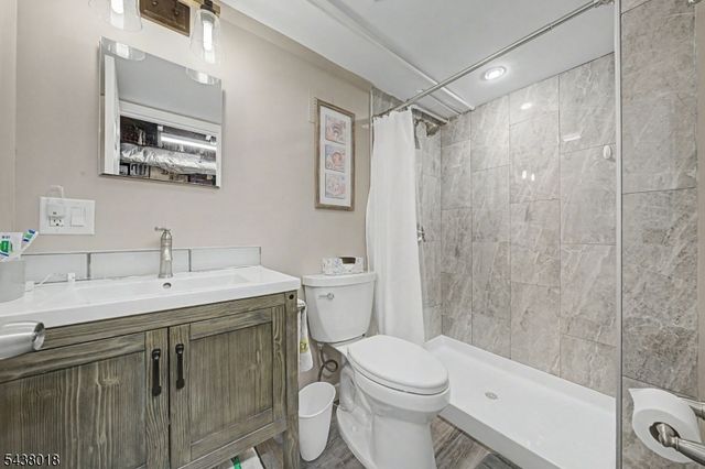 714 5Th Street, Carlstadt Boro, NJ 07072