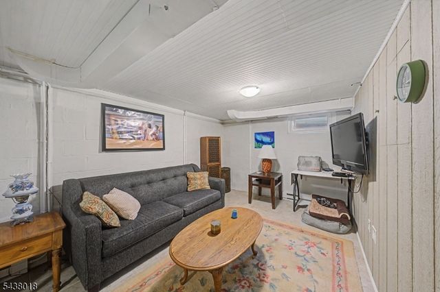 714 5Th Street, Carlstadt Boro, NJ 07072