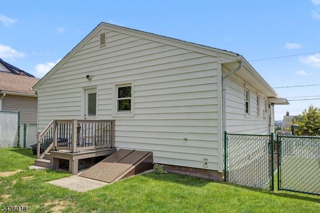 714 5Th Street, Carlstadt Boro, NJ 07072