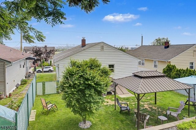 714 5Th Street, Carlstadt Boro, NJ 07072