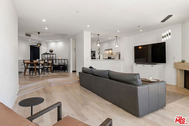 245 Main Street 210, Venice, CA 90291