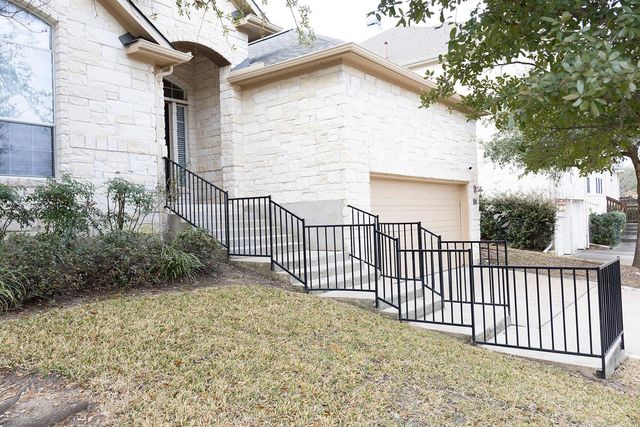 7917 Menler DR, Austin, TX 78735