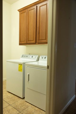 7917 Menler DR, Austin, TX 78735