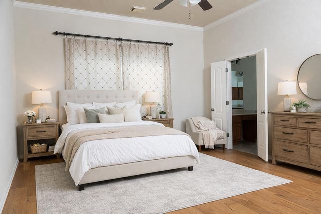 7917 Menler DR, Austin, TX 78735