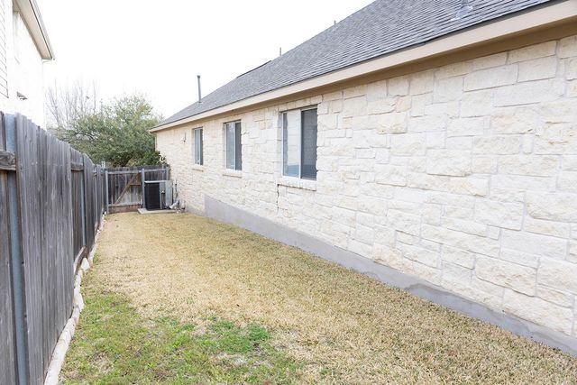 7917 Menler DR, Austin, TX 78735